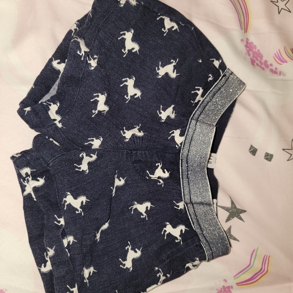Girls clothes - Picture 2 of 6
